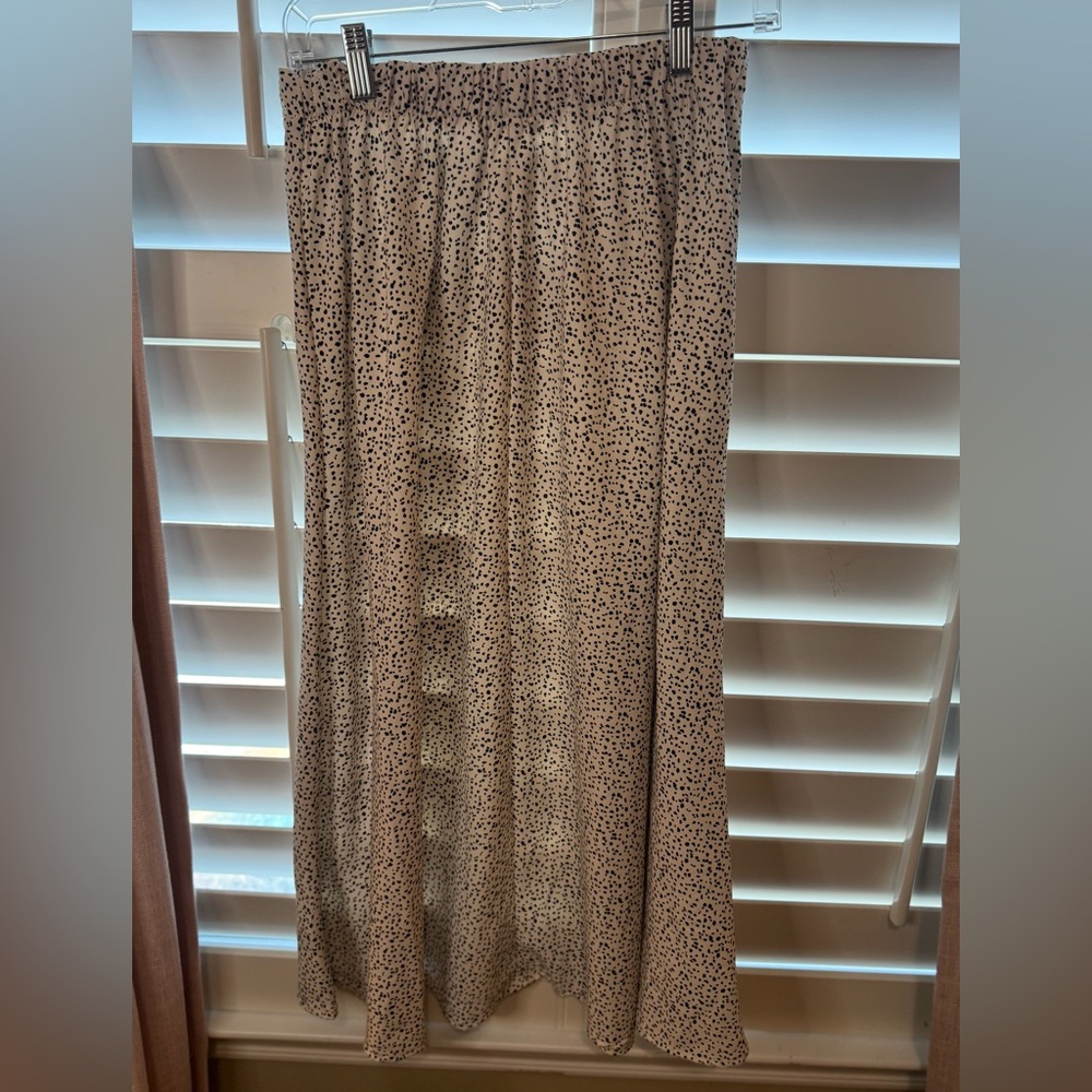 Altar'd State Elegant Cream Polka Dot Skirt size Medium LIKE NEW
